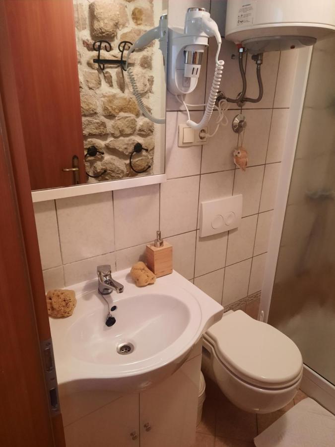Room Ivana Rab Town Exterior foto